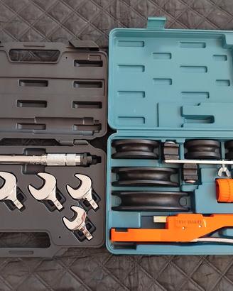 Set chiavi dinamometriche più piegatubi 