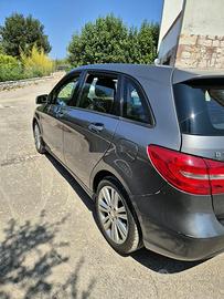 Mercedes classe b 180d 2012 motore Mercedes 