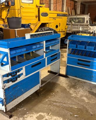 Scaffalature furgone