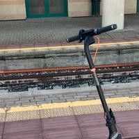 Monopatino ninebot E2 plus