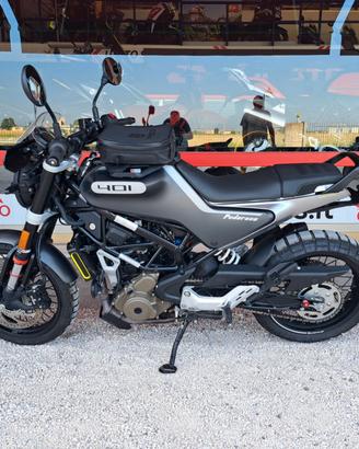 Husqvarna Svartpilen 401