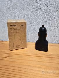 Carica batterie per presa 12V auto