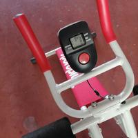 attrezzo per addominali