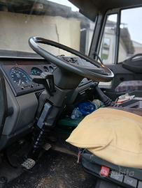 Autocarro eurocargo 100E