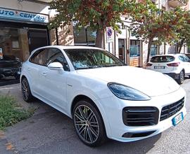 Porsche Cayenne 3.0 V6 E-Hybrid