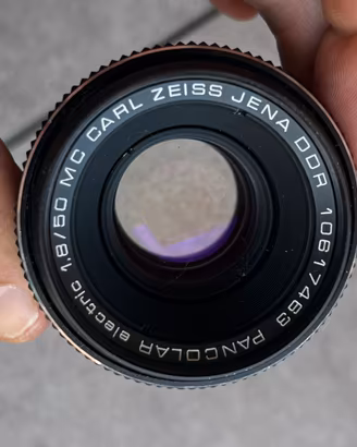 Carl Zeiss Jena Pancolar 50mm f/1.8 MC