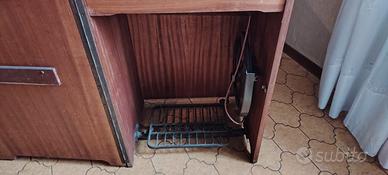 Macchina da cucire  Necchi