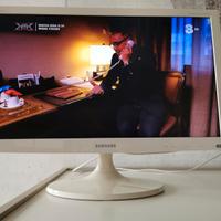 Samsung Monitor TV 24 pollici HD bianco