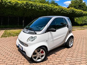 Smart ForTwo 700 coupé pure (37 kW)