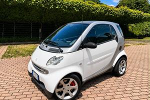Smart ForTwo 700 coupé pure (37 kW)