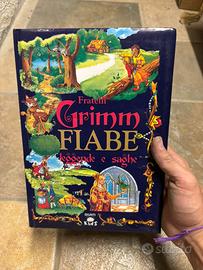 Libro "Fratelli Grimm”