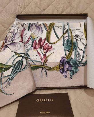 Foulard Gucci  originale 