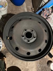 Cerchi in ferro 16”