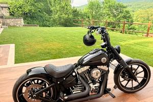 Harley Davidson Breakout 103