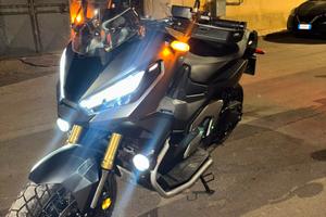 Xadv 750 2024