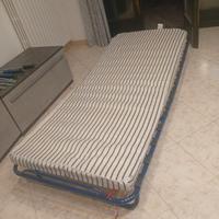 brandina con letto pieghevole 