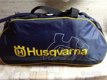 Borsone Husqvarna, abbigliamento moto.