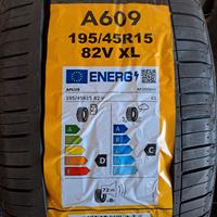 4 pneumatici  195/45R15 82V