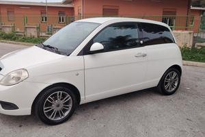 Lancia ypsilon 1.4 benzina/gpl tagliandata tratt. 