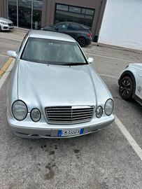 MERCEDES Classe CLK (C/A208) - 2001