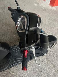 Liberty 125 incidentato