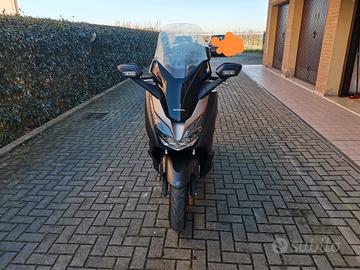 SCOOTER HONDA FORZA 300