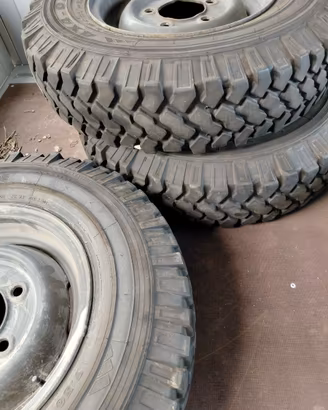 4 Michelin OR 7.50 16 Defender
