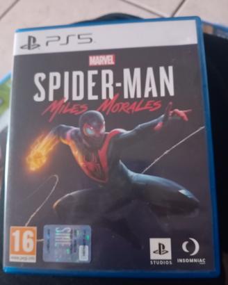 SPIDERMAN MILES MORALES PS5