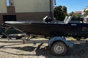 Barca 4,8m - Motore Yamaha 40CV - Carrello incluso