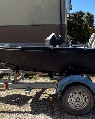 Barca 4,8m - Motore Yamaha 40CV - Carrello incluso