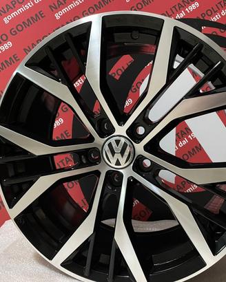 Cerchi Golf 5 6 7 7,5 8 gtd gti 18 pollici Santiag