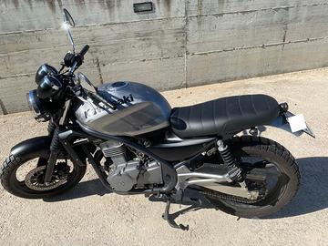 Kawasaki ER 5 Scrumbler