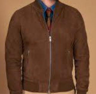 Giacca pantaloni e camicia e gembiuli