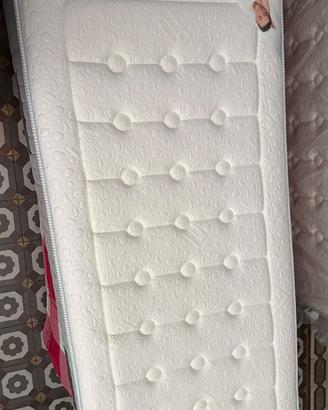 2 Materassi Waterfoam Perdormite