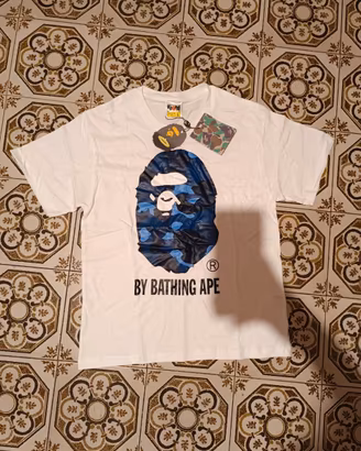 maglia bape bapesta bianca con logo blu