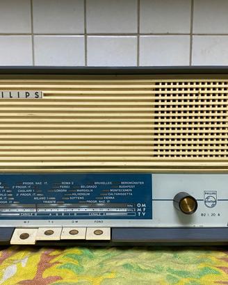 Radio a valvole vintage Philips B2I20A