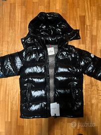 Moncler maya