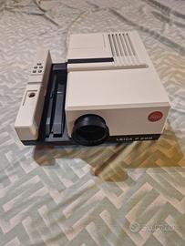 Proiettore diapositive Leica P255