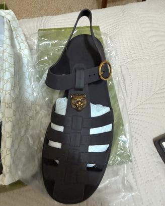 Sandalo gucci