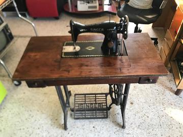Macchina da cucire singer vintage
