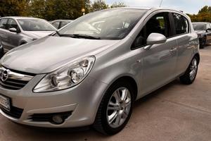 Opel Corsa 1.4 16V 5 porte Enjoy