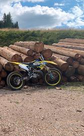 Suzuki rm 125