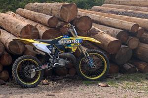 Suzuki rm 125