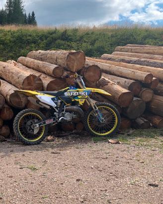 Suzuki rm 125