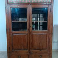 armadio vetrina legno massello pregiato