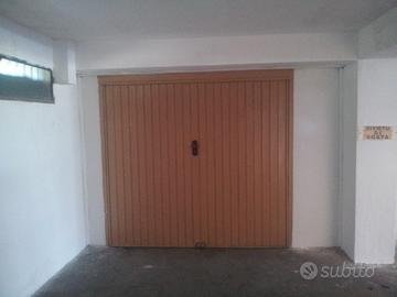 Garage in via Giuseppe Verdi 174, Rende
