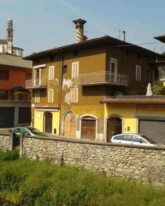 Vertova (BG)-centro storico zona ponte S. Carlo