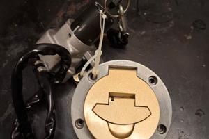 serratura per Ducati 916 996 998 e 748