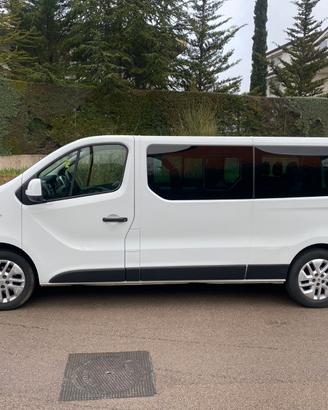 Renault Trafic 2018 passo lungo 1.6 bianco 9 posti
