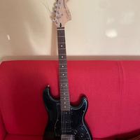Chitarra elettrica Squier Stratocaster Fender